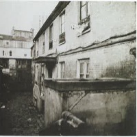 La rue Vilin, 2 mars 1978. Photographie de Claude Graebling, phototèque de la direction de l’urbanisme de la ville de Paris.
