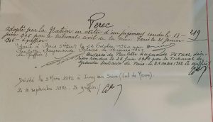 Extrait du registre d'état civil de Georges Perec, enrichi au fil du temps de mentions relatives à son adoption par la Nation, à son mariage, à son divorce jusqu’à son décès, le 3 mars 1982.